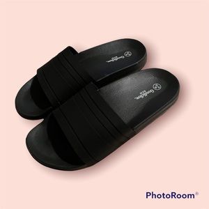 NWOT Goodfellow Black Unisex Slides Size M (Women’s: 6-10, Men’s: 5-9)